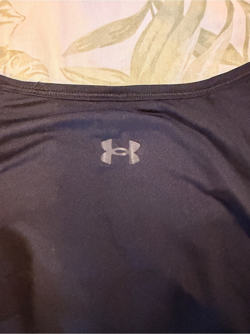 Under Armour Black Long Sleeve Side-Ruched Top - Picture 4 of 4